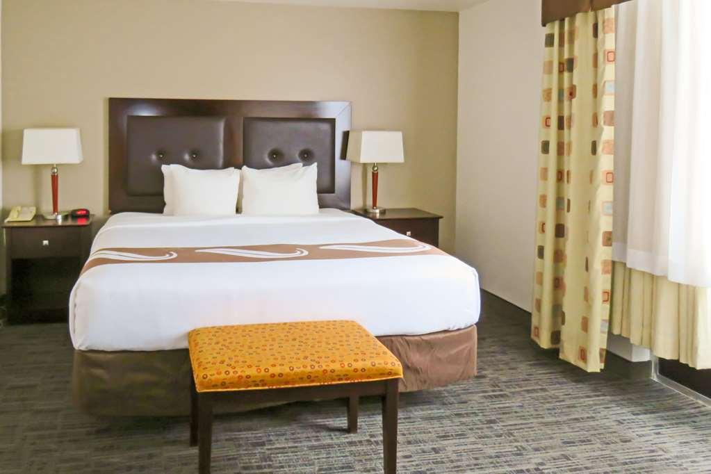 Quality Inn & Suites Everett Camera foto