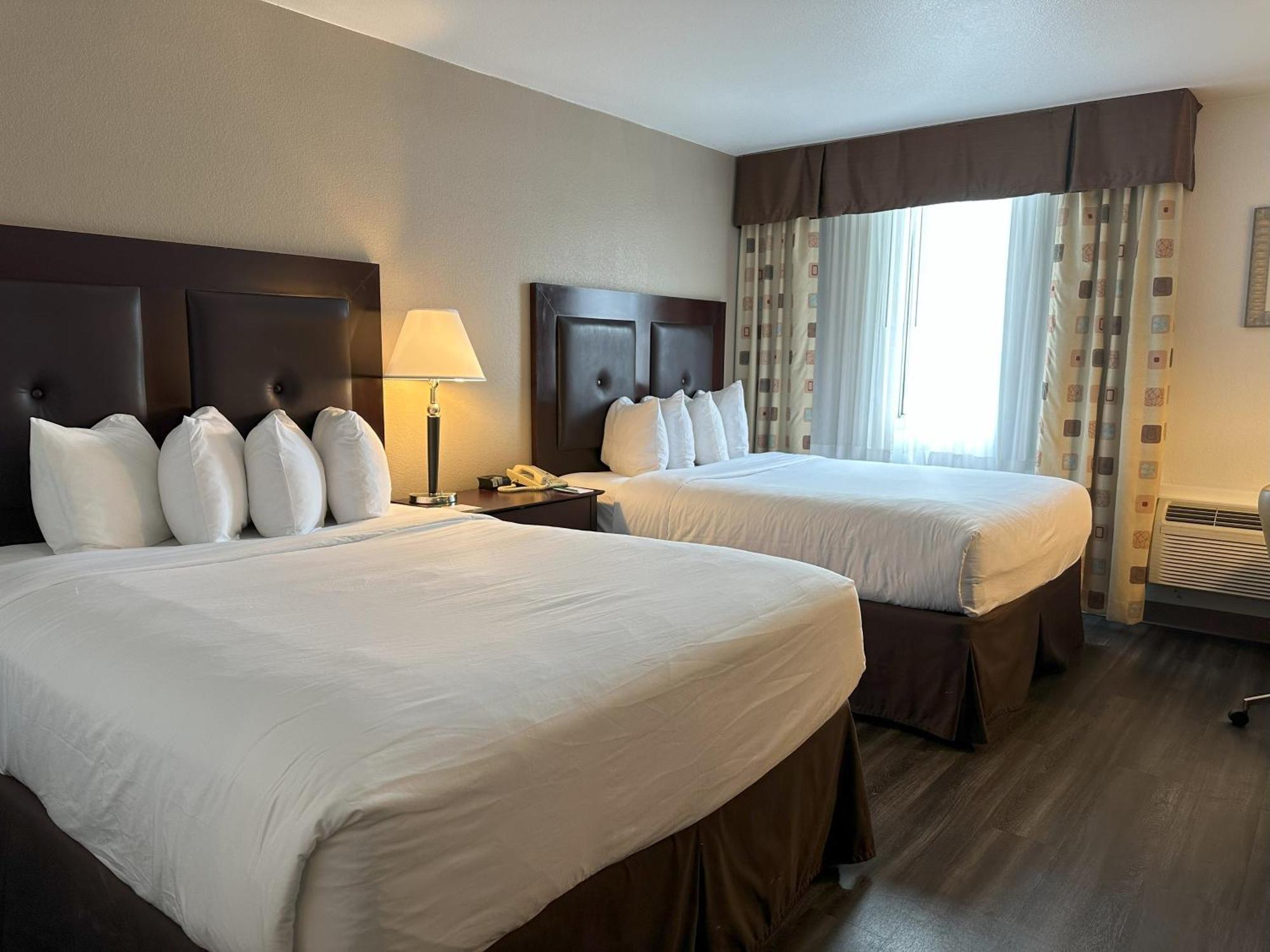 Quality Inn & Suites Everett Esterno foto