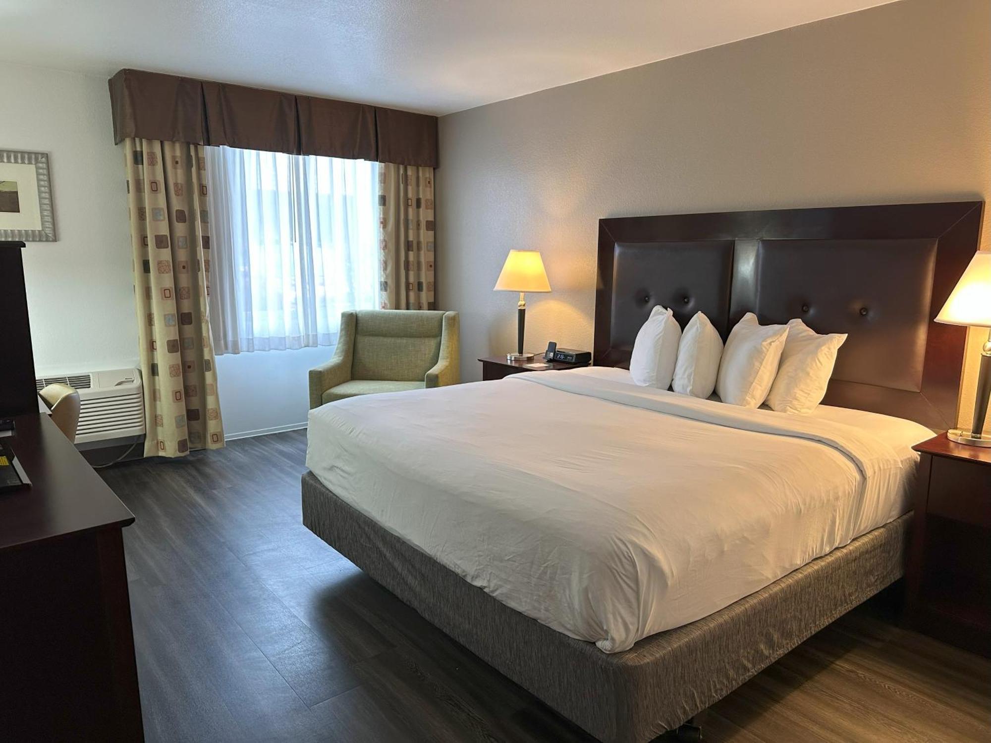 Quality Inn & Suites Everett Esterno foto