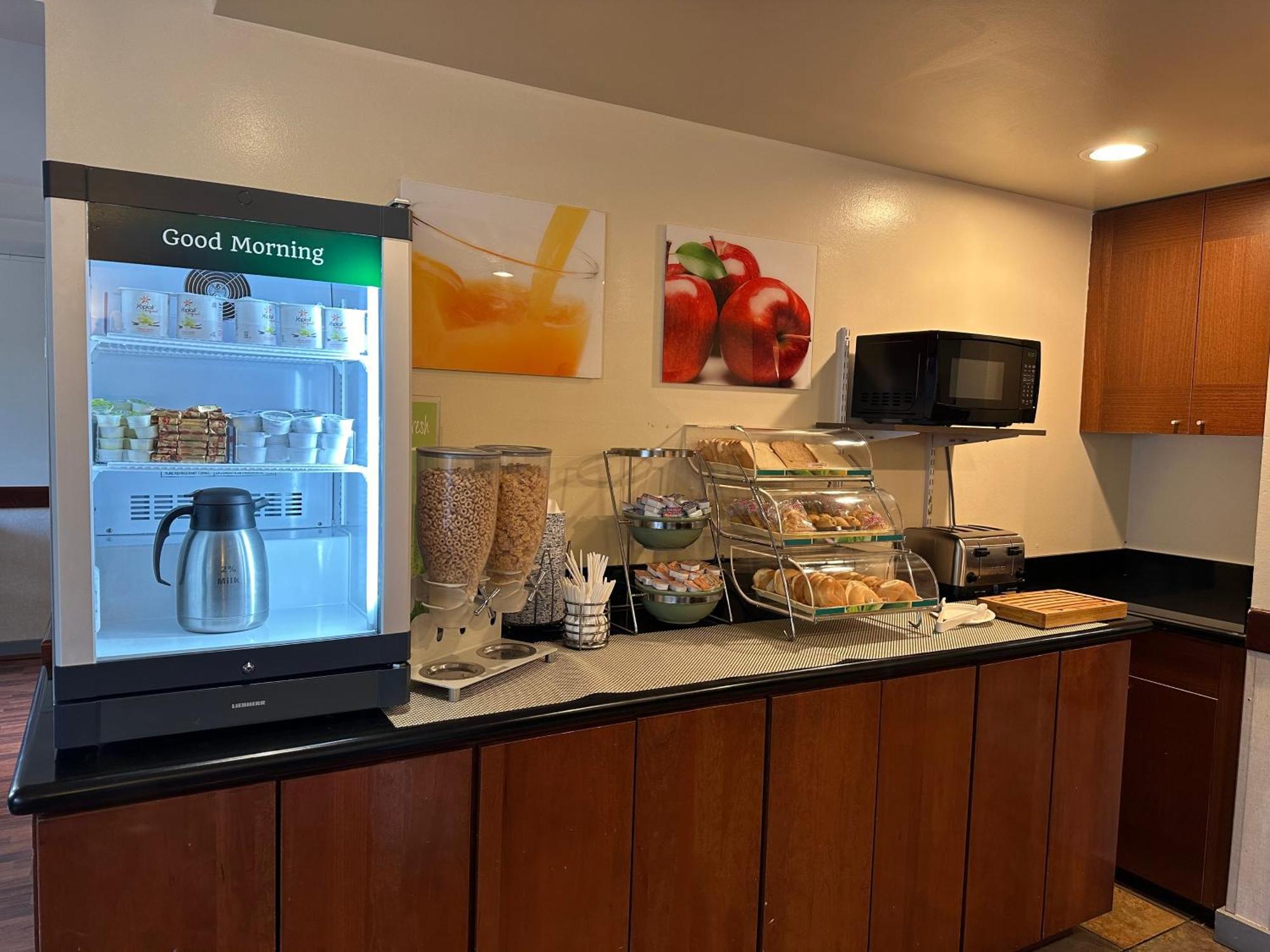 Quality Inn & Suites Everett Esterno foto