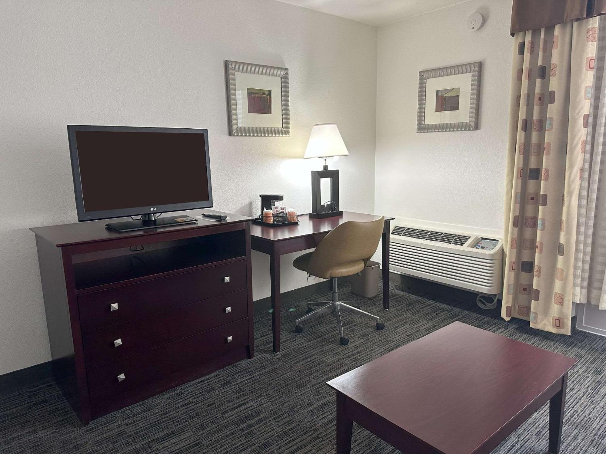 Quality Inn & Suites Everett Esterno foto