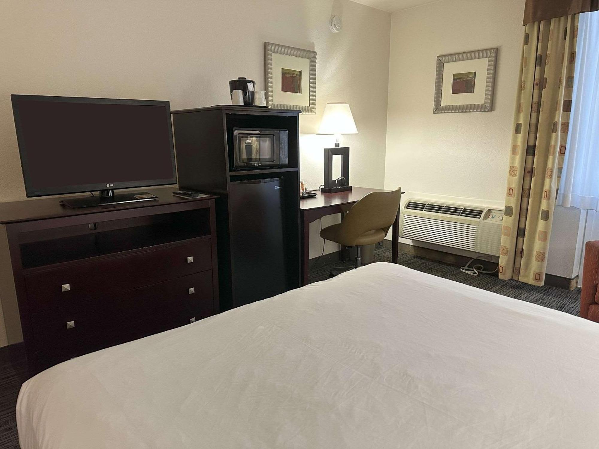 Quality Inn & Suites Everett Esterno foto