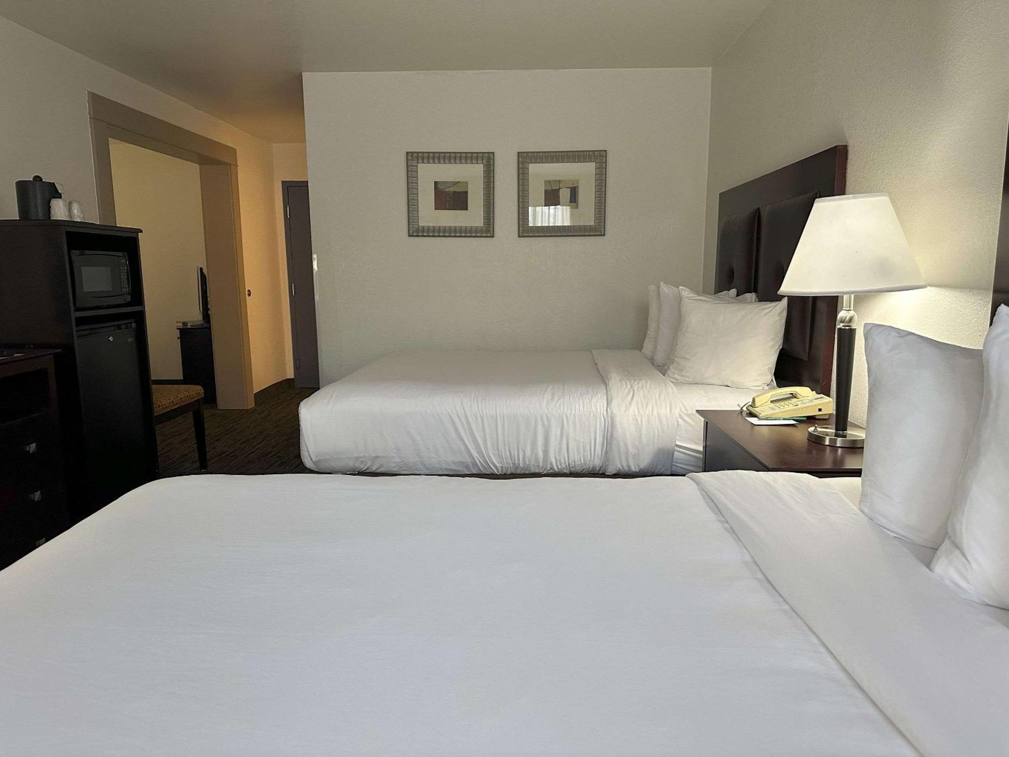 Quality Inn & Suites Everett Esterno foto