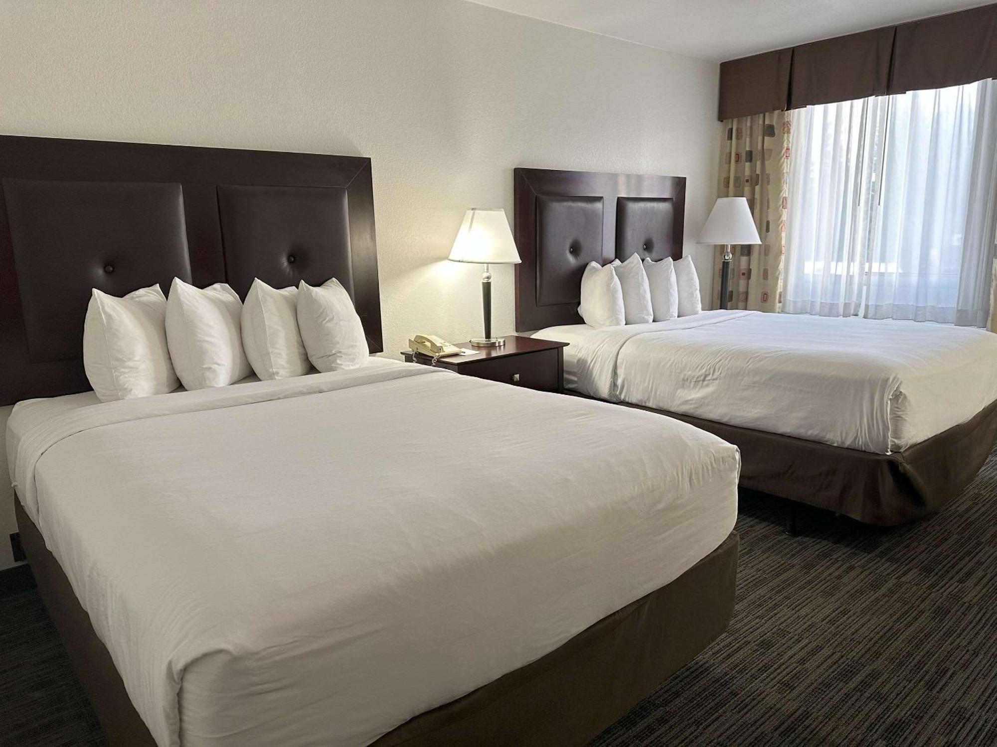 Quality Inn & Suites Everett Esterno foto