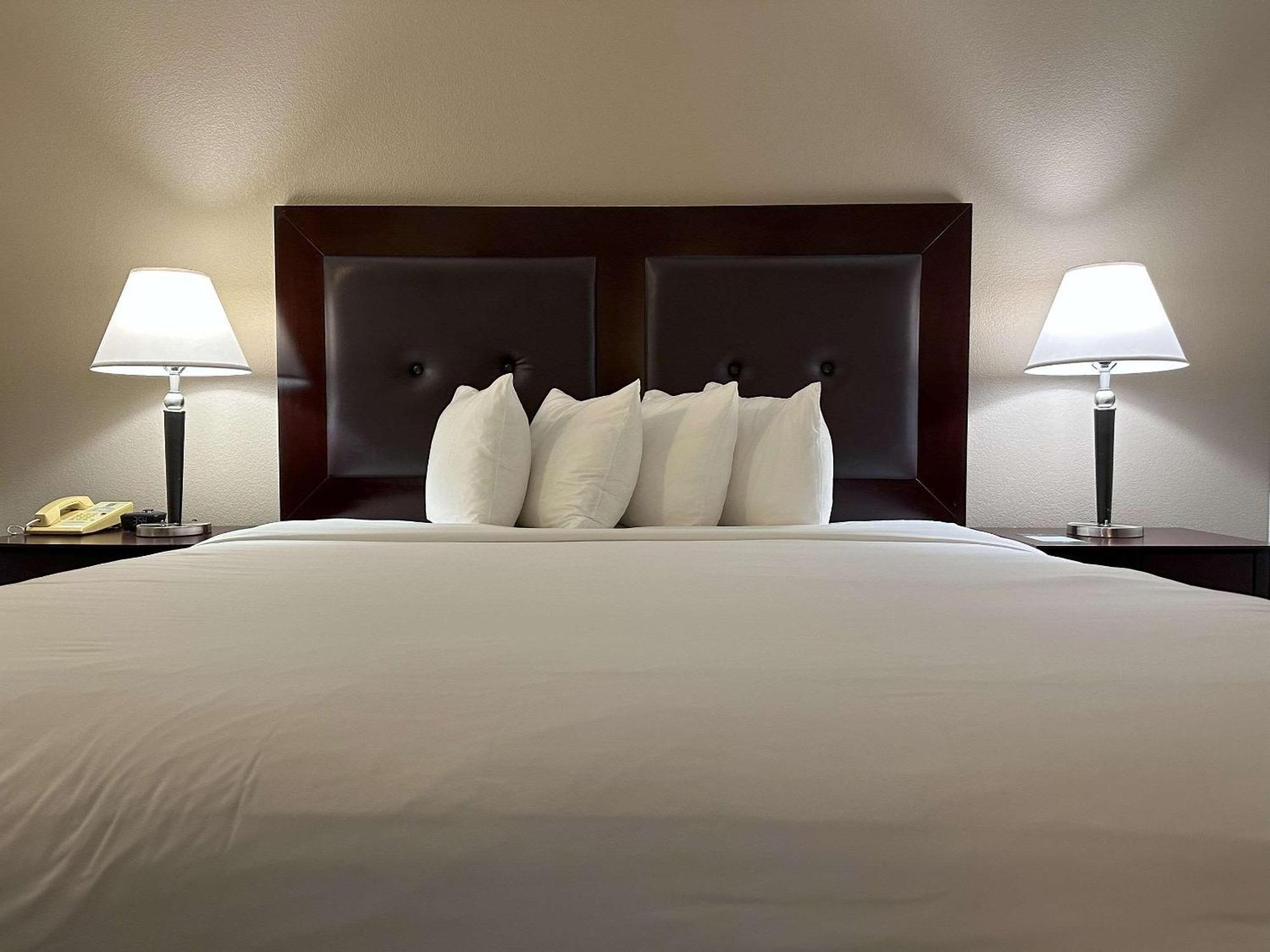 Quality Inn & Suites Everett Esterno foto